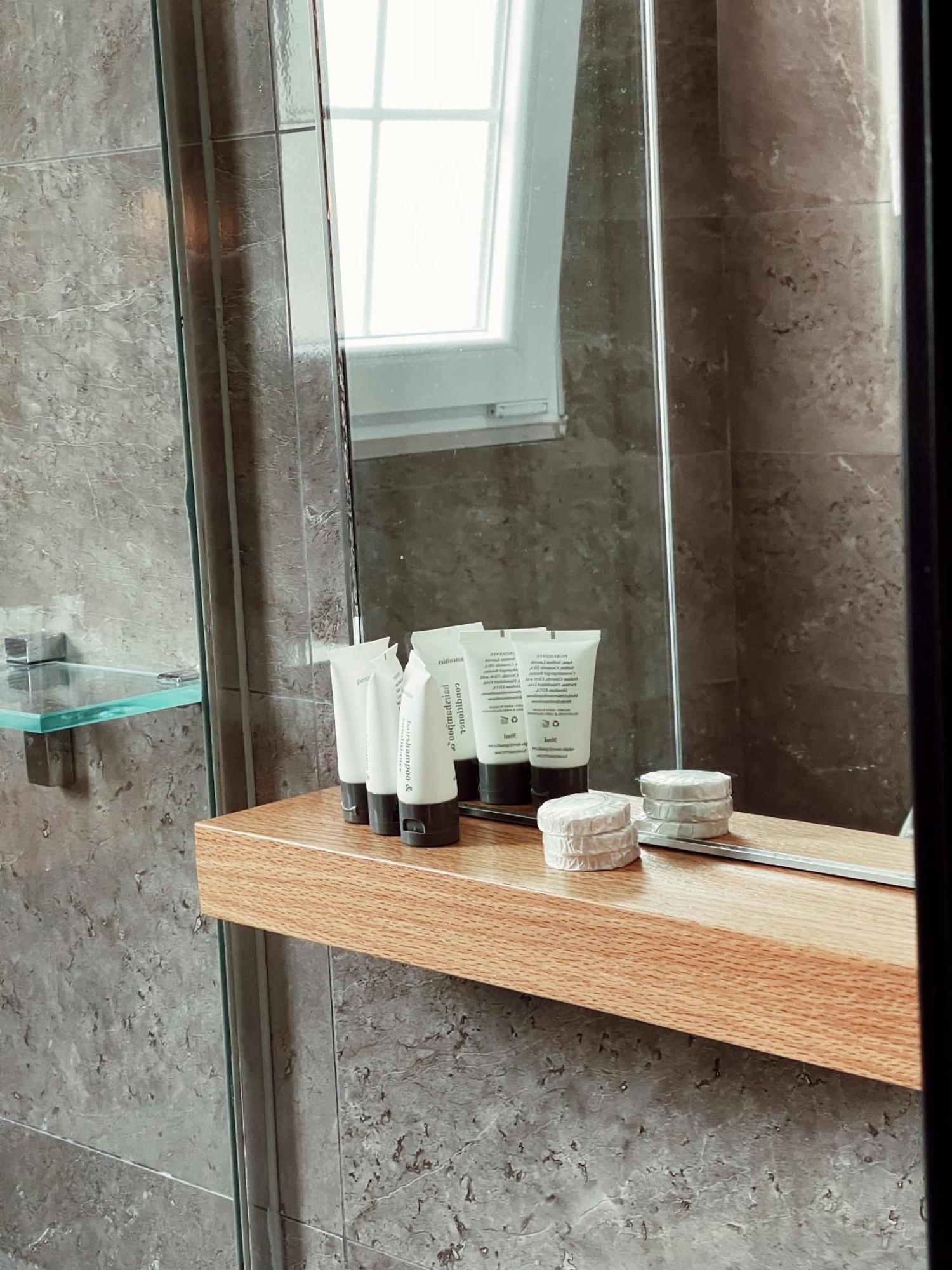 Ruby Palace Vlorë エクステリア 写真